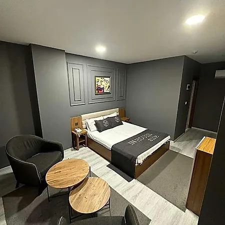 Hotel The Core *