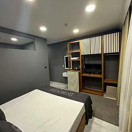 Hotel The Core *